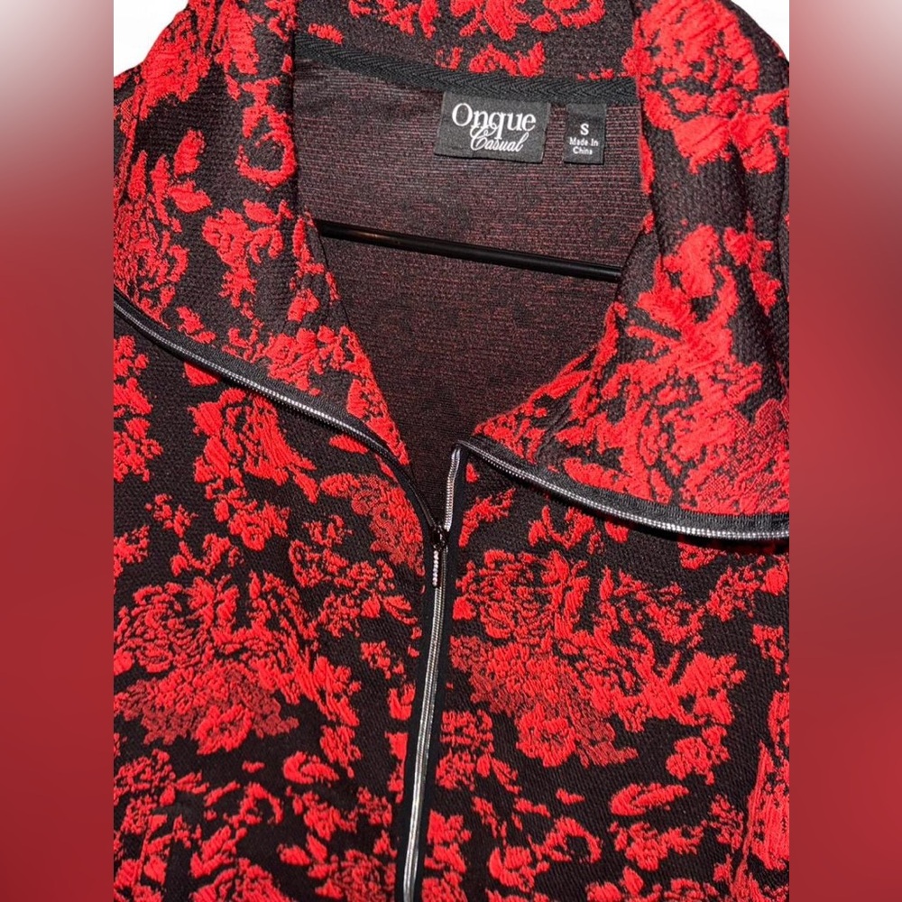 Vintage Onque Casual Floral Jacquard Red and Black Textured Women's Zip Jacket - Picture 2 of 4